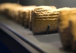 Çin'de 400 yıllık taş tablet bulundu!